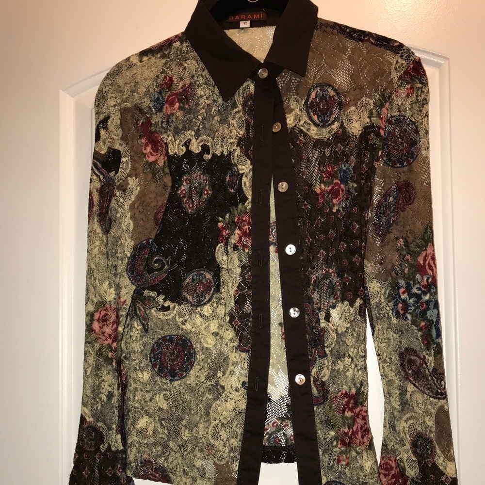 Fitted lace button down